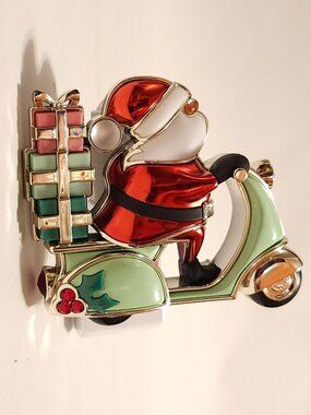 Bath & Body Works Wallflower Plug Santa on VESPA Scooter Christmas